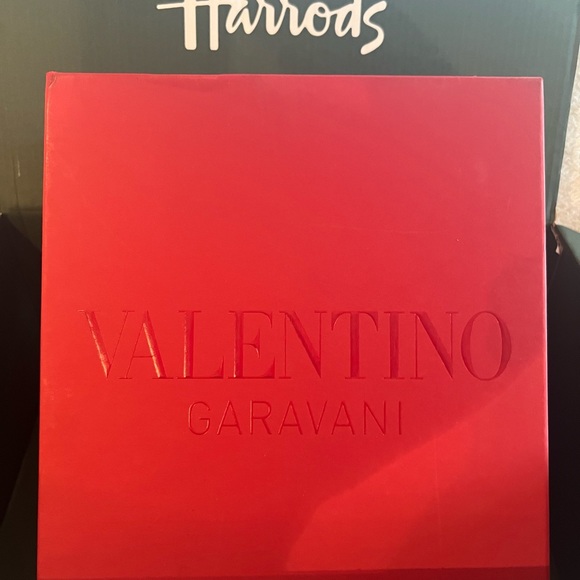 *BRAND NEW* size 40.5 Black on black Valentino Rockstud 60mm heels. - Picture 7 of 9